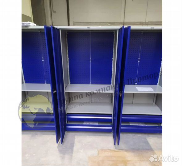 Шкаф металлический для инструментов