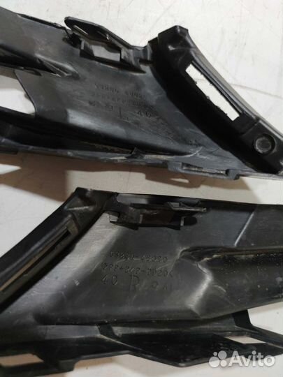 Решетка бампера Lexus RX 4 RX200T RX350 300 RX450H