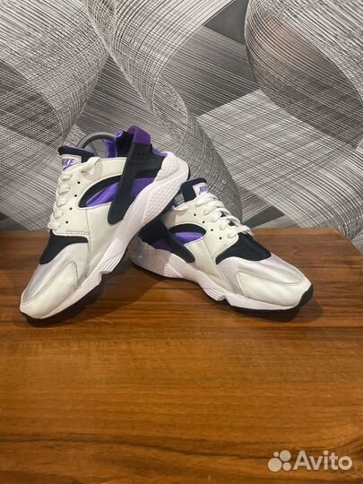 Кроссовки Nike air huarache размер 42,5