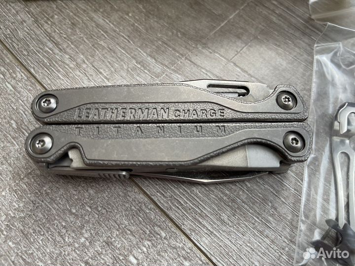 Мультитул Leatherman Charge Plus TTi с битами