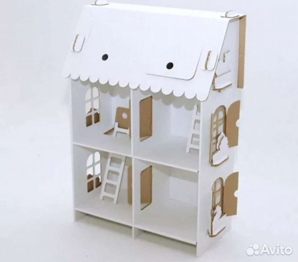 Картонный домик