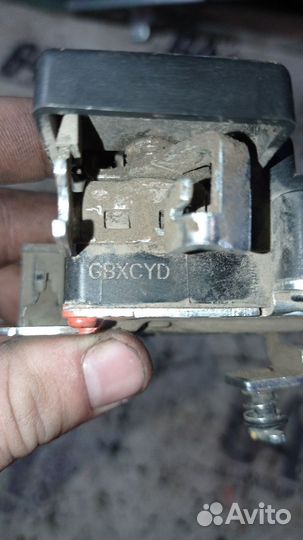 Замок багажника для Hyundai Solaris 1