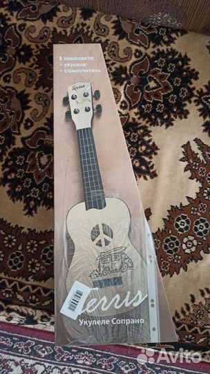 Гитара укулеле