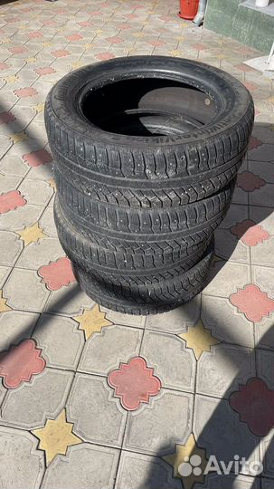 Continental VancoIceContact 225/60 R18 R