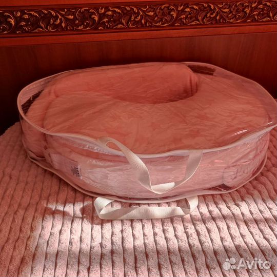 Подушка для кормления loona