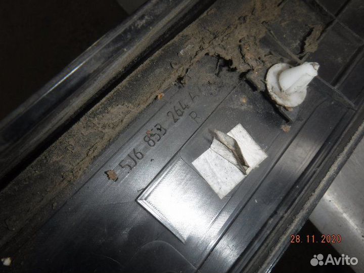 Накладка стойки передняя правая Skoda Fabia CGP