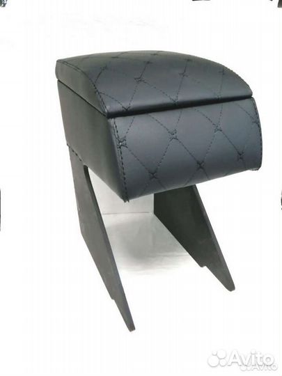 Подлокотник Toyota Rush с 2017