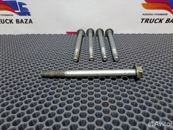 06032168420 Комплект болтов корпуса масляного филь