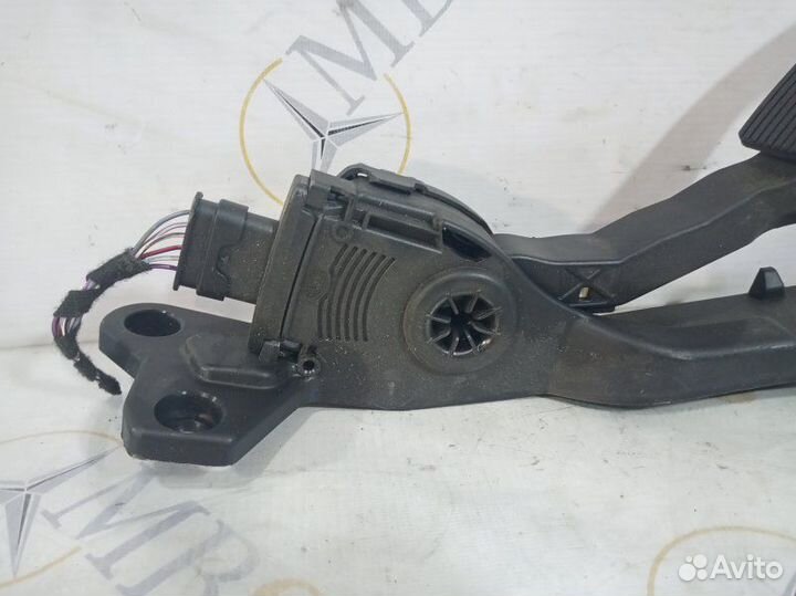 Педаль газа Mercedes Ml-Class W166