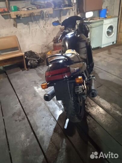 Honda cbr 750 huricane