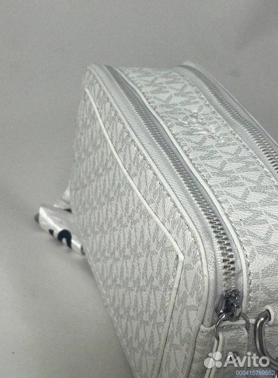 Элегантная женская сумка Michael Kors на плече