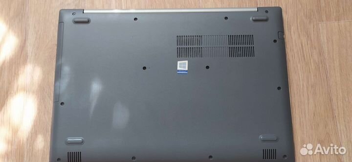 Ноутбук Lenovo ideapad 320 15AST