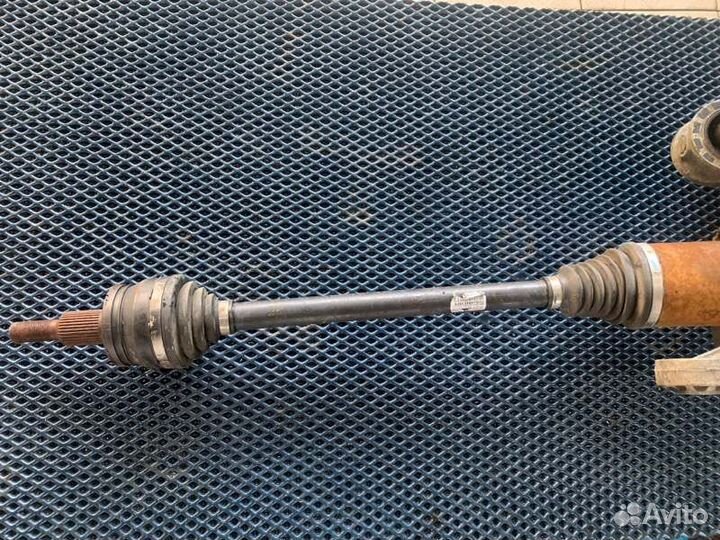 Привод лев. зад. Dodge Challenger