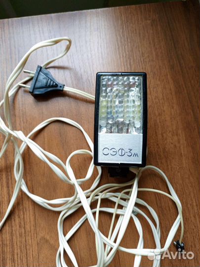 Фотoвcпышкa cэф-3 м. Пpоизведена в сcсp