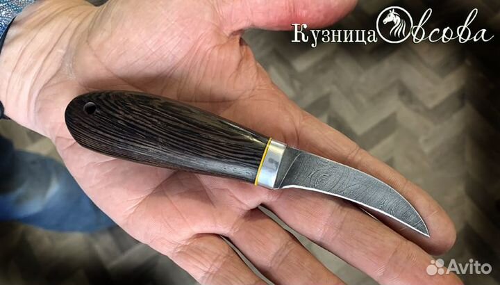 Нож для шейного ношения из дамаска
