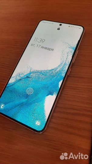 Samsung Galaxy S22, 8/256 ГБ