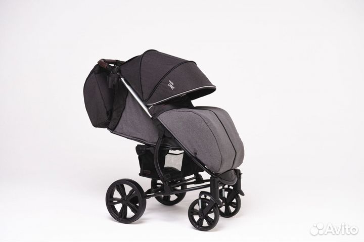 Коляска прогулочная