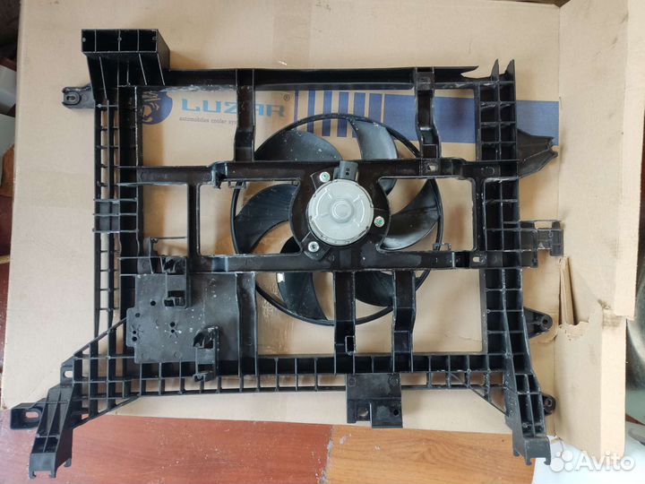Вентилятор охлаждения радиатора Рено Дастер