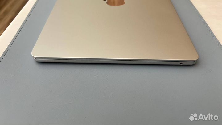 Apple macbook Air 13 M3 256GB mrxq3