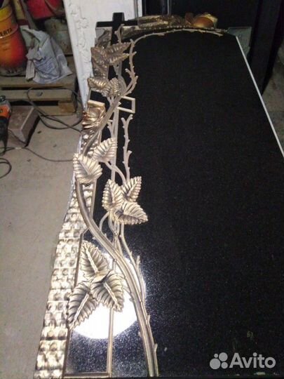 Изготовление установка памятников. мрамор. гранит