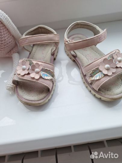 Сандалии для девочки 24