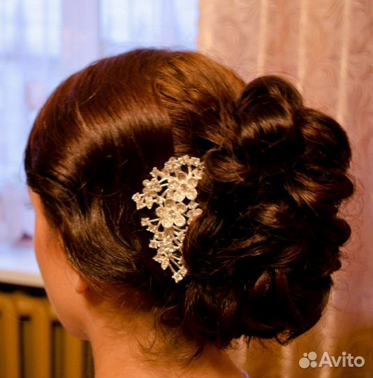 Заколка-украшение в волосы