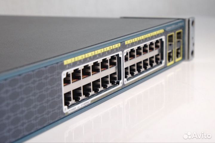 Коммутатор Cisco Catalyst WS-C2960-24PC-S
