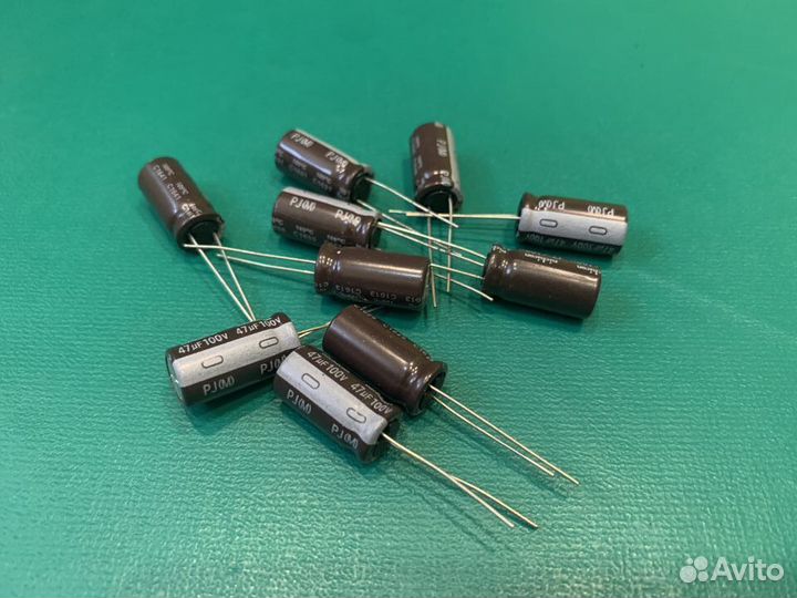 Электролитический конденсатор 47uF 100v