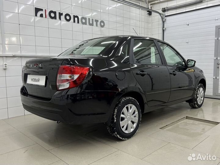 LADA Granta 1.6 МТ, 2023, 36 км
