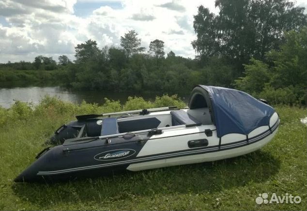 Лодка пвх Gladiator B330AL светло/темно-серый