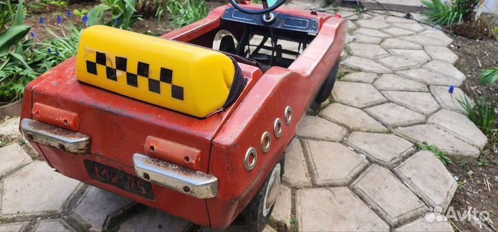 Педальная машинка СССР