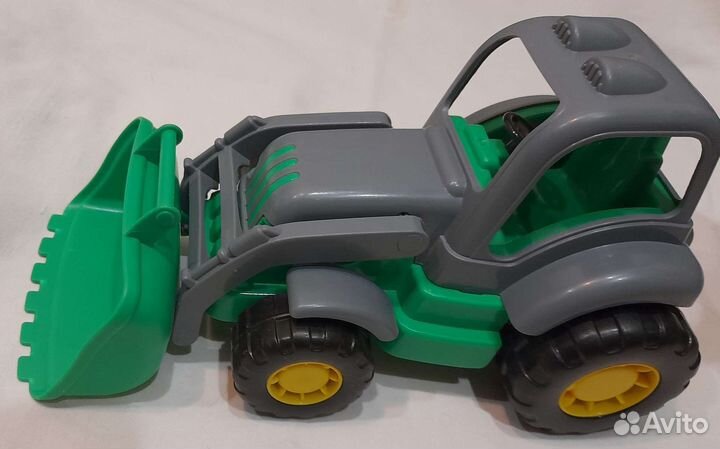 Трактор-погрузчик игрушка