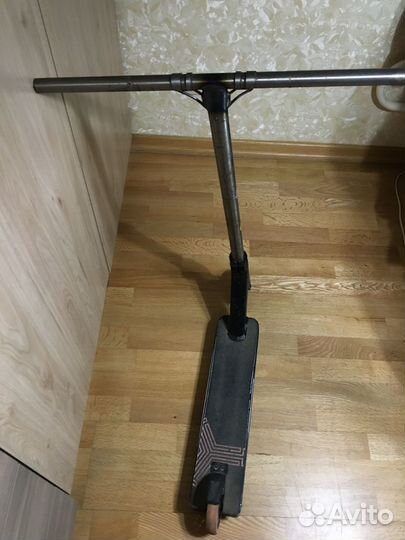 Трюковой самокат triad racketeer