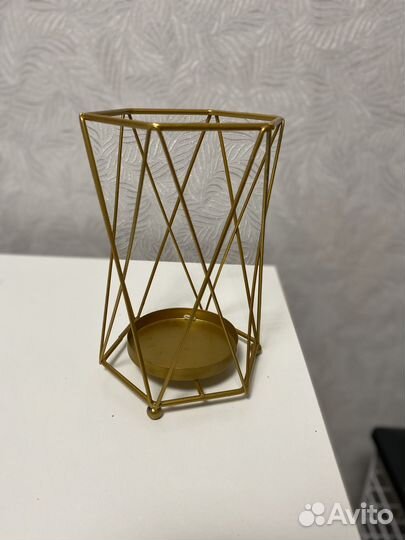 Подсвечник золотой