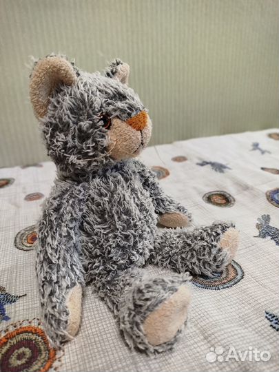 Интерьерная игрушка кошка