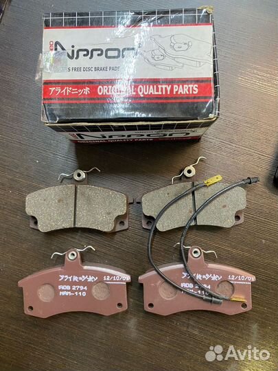 Колодки тормозные передние ваз 2110 с датчиком