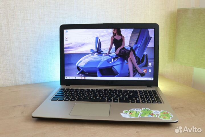 Ноутбук Asus 4 ядра, 4gb, hd605, ssd 250