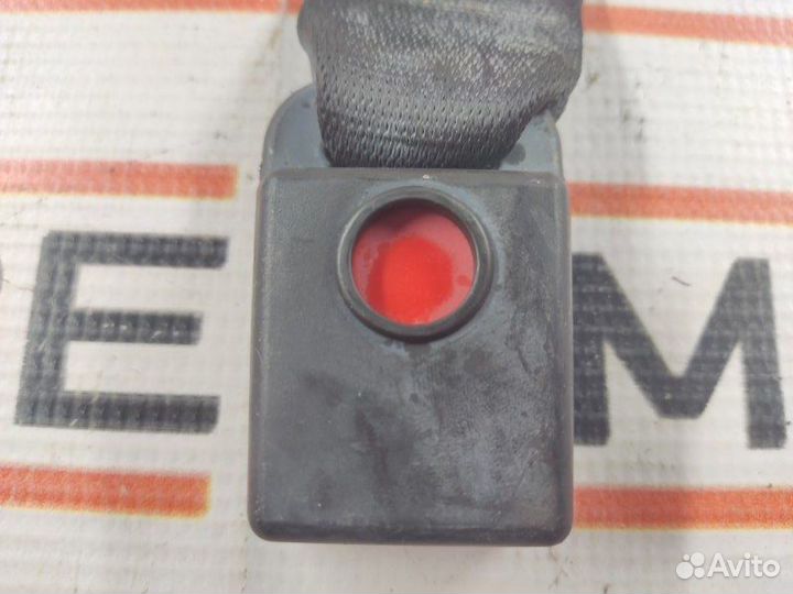 Замок ремня безопасности задний Bmw 3-Series E90