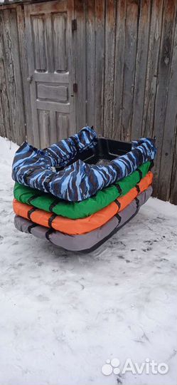 Зимние палатки на санях 