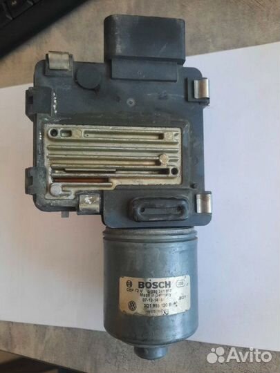 Моторчик стеклоочистителя Volkswagen Phaeton 3D2