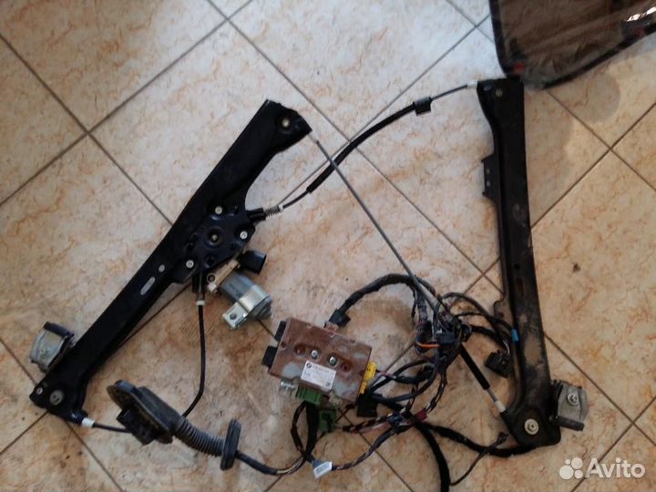 Стеклоподъемник электр. передний правый от BMW 5