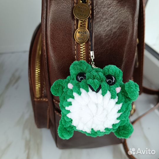 Вязаная лягушка