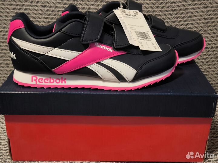 Новые кроссовки Reebok