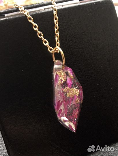 Кулон с цепочкой