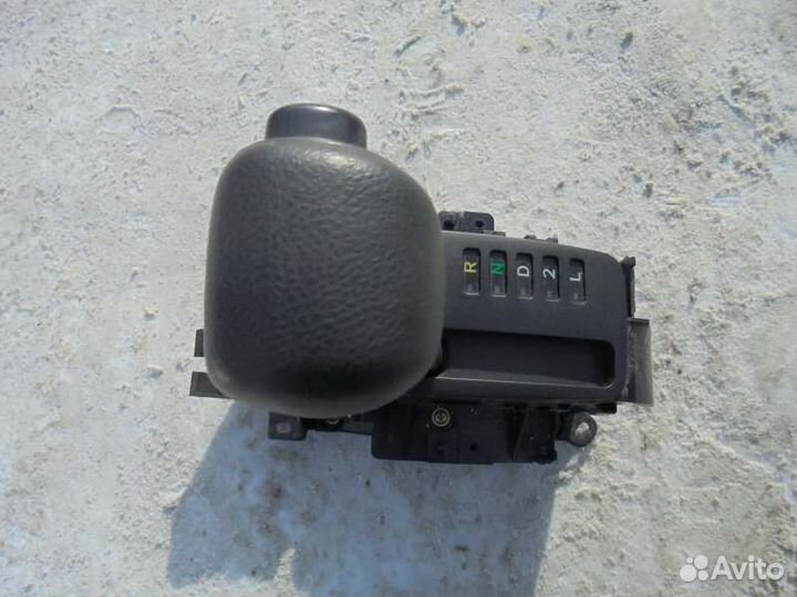 Селектор АКПП Toyota Corolla Fielder NZE121 1NZ-FE