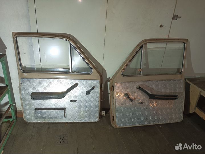Двери на ваз 2121