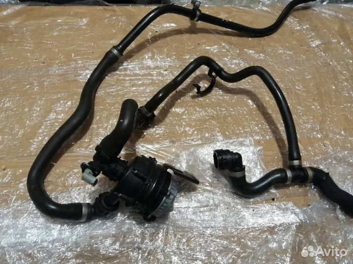 Патрубок охлаждения Mercedes-Benz GLC-Класс X253