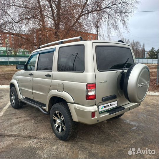 УАЗ Patriot 2.7 МТ, 2014, 135 000 км