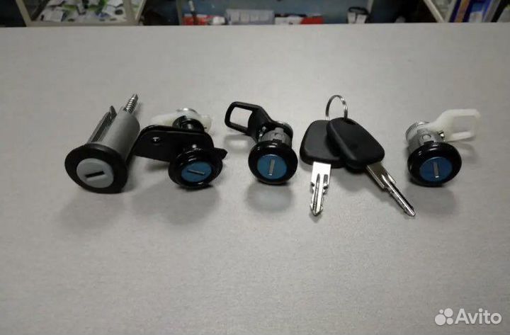 Комплект личинок замков Нексия