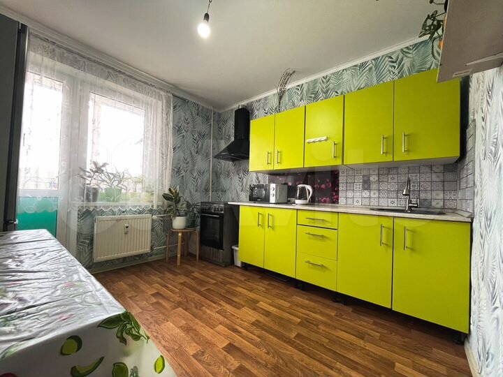 1-к. квартира, 37 м², 7/18 эт.